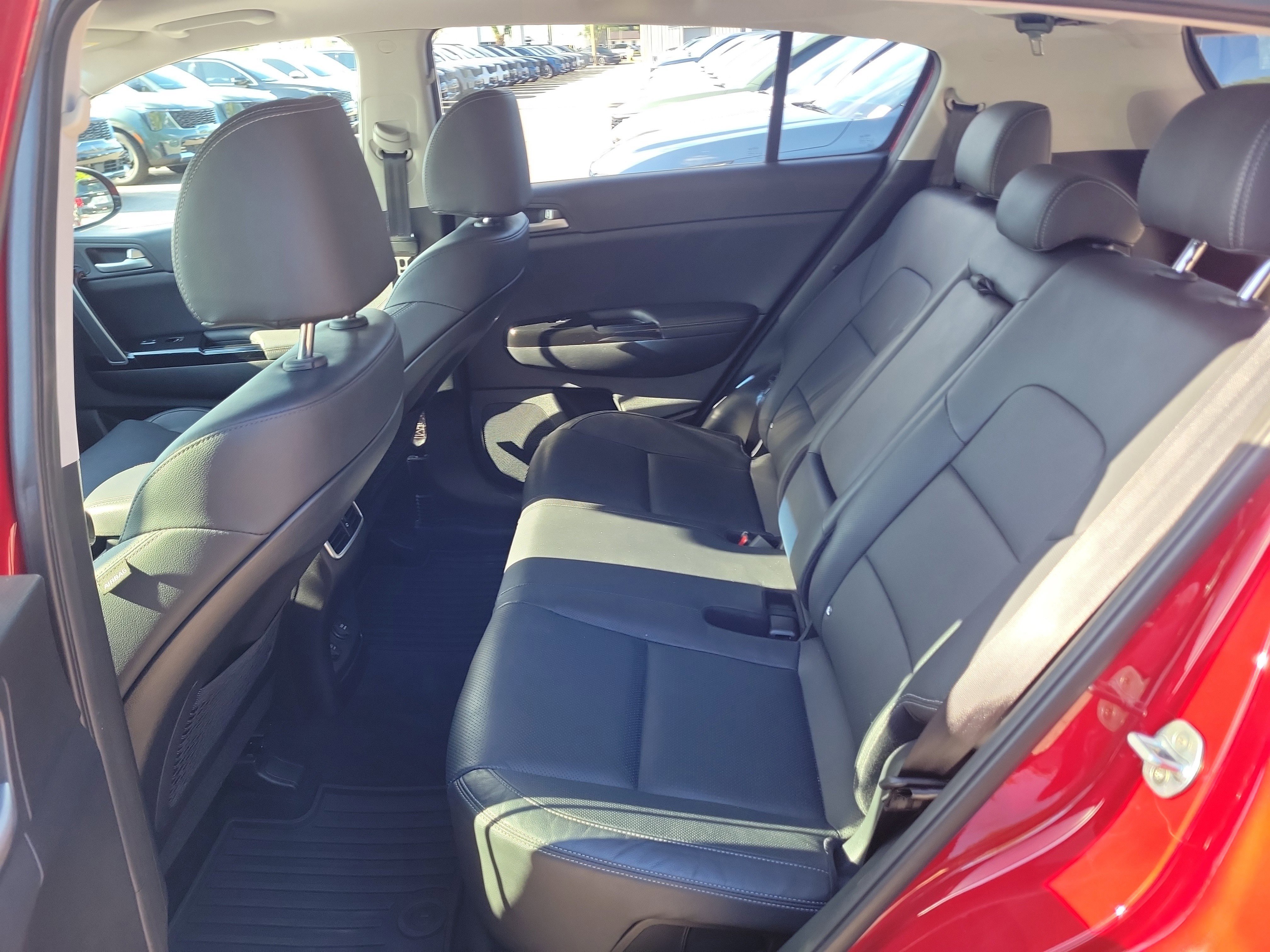 Used 2018 Kia Sportage EX w/ EX Technology Package FWD image 16