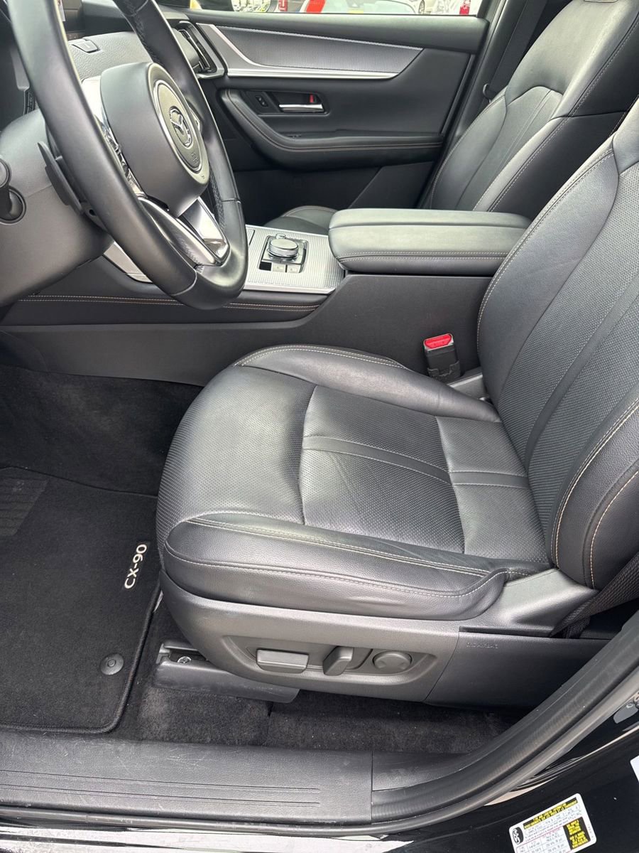 Used 2025 MAZDA CX-90 3.3 Turbo w/ Preferred Package AWD/4WD image 21