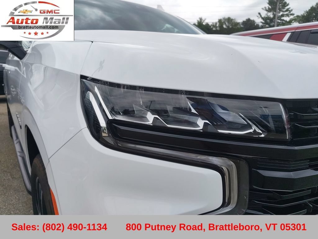 Certified 2024 Chevrolet Suburban RST w/ Luxury Package AWD/4WD image 33