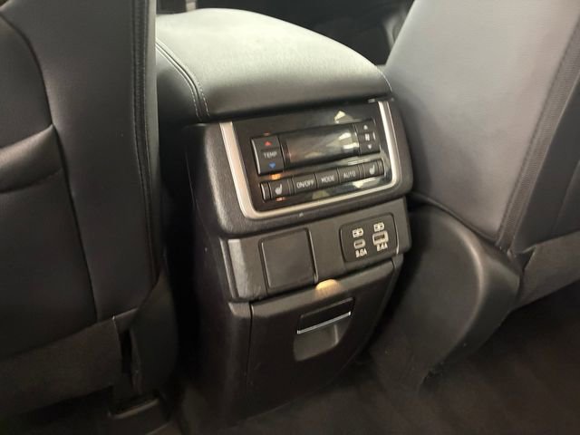 Used 2023 Subaru Ascent Limited image 19