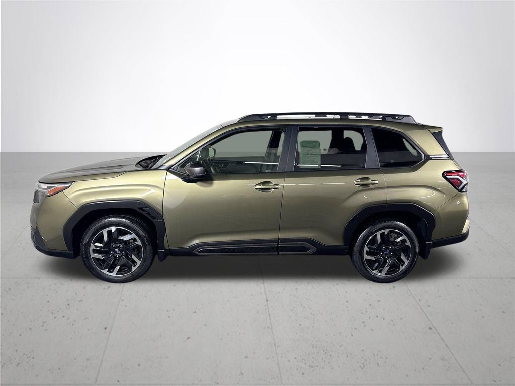 Used 2025 Subaru Forester Limited image 9
