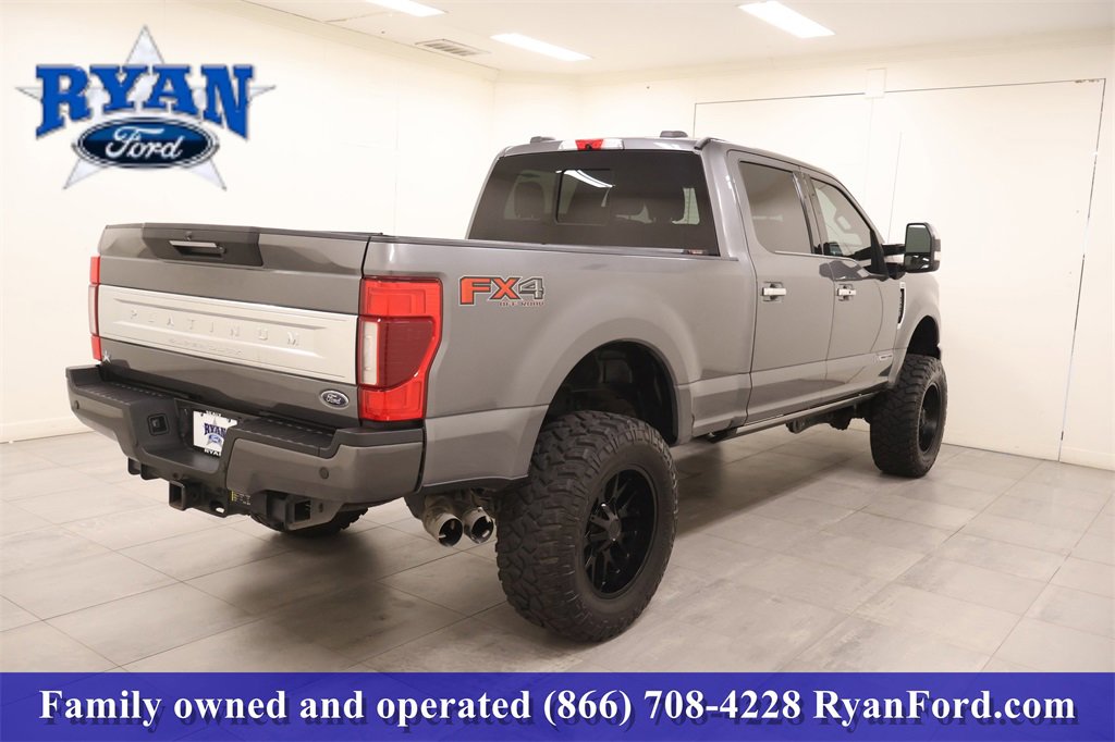 Used 2021 Ford F250 Platinum w/ FX4 Off-Road Package image 4