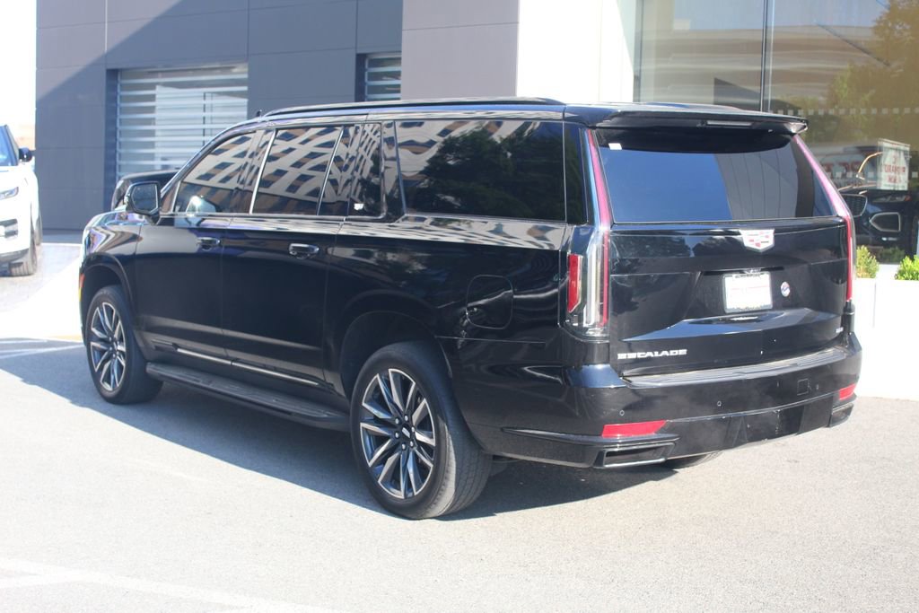 Used 2022 Cadillac Escalade ESV Sport w/ Touring Package AWD/4WD image 11