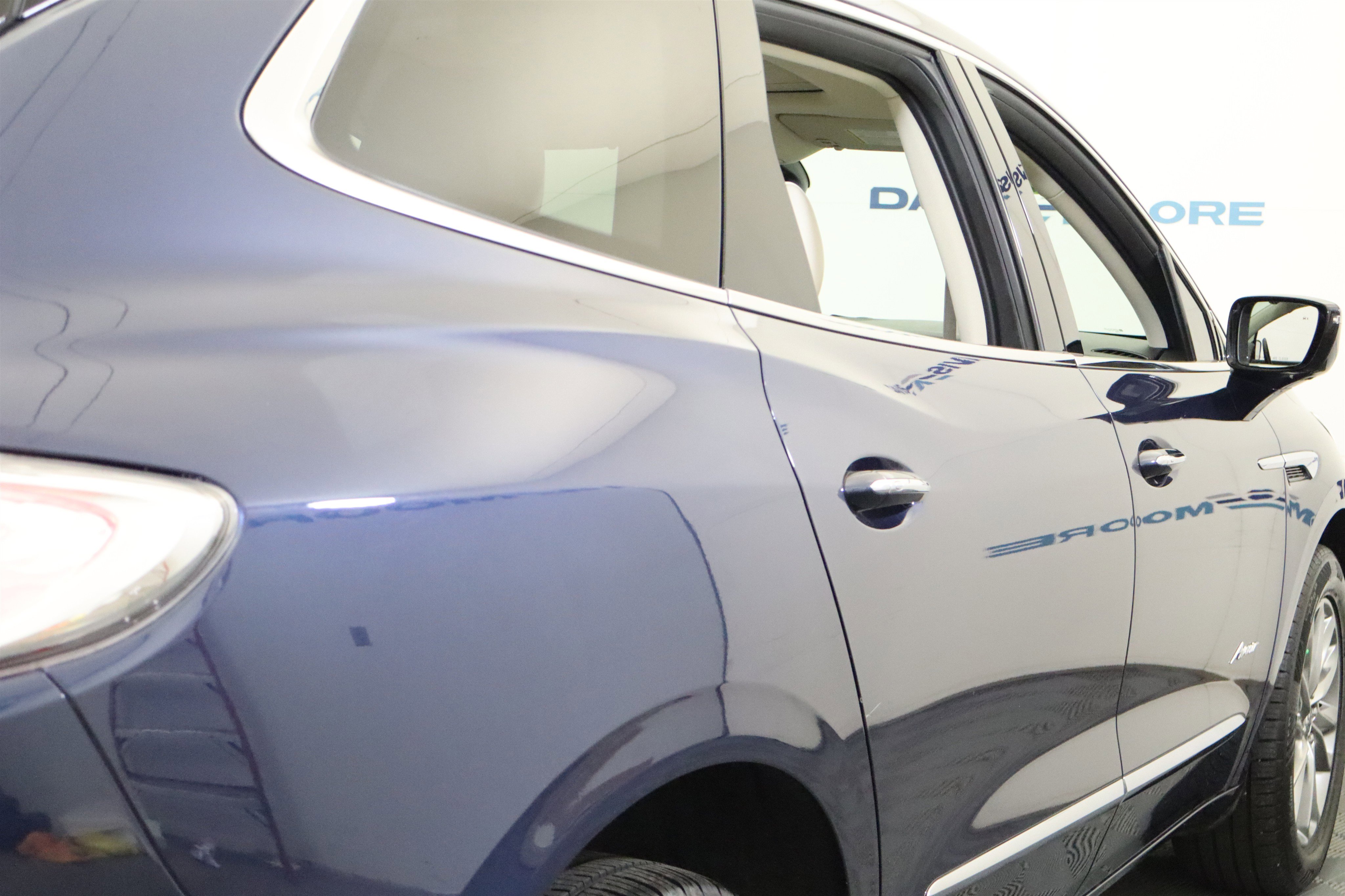 Used 2023 Buick Enclave Avenir w/ Avenir Technology Package image 6