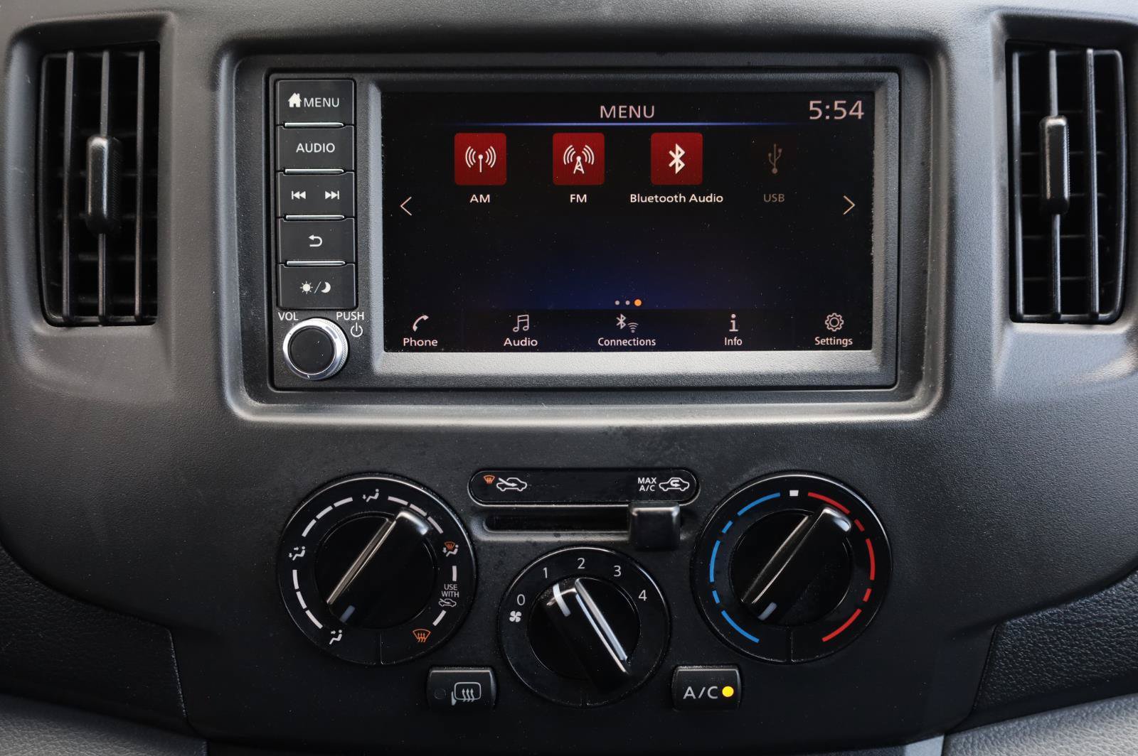 Used 2020 Nissan NV200 SV FWD image 30