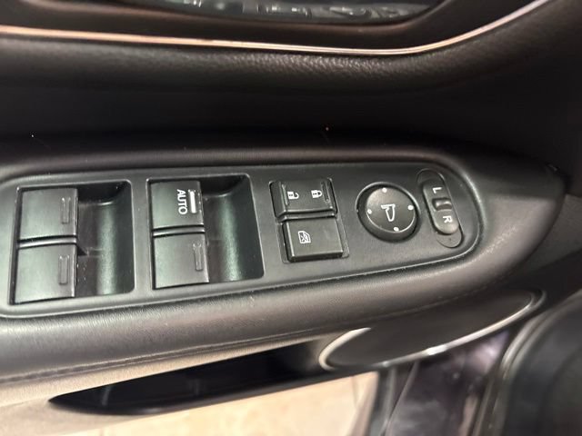 Used 2017 Honda HR-V EX-L image 20