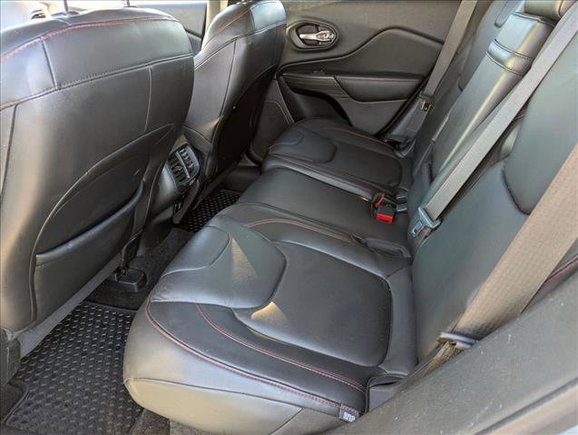 Used 2015 Jeep Cherokee Trailhawk w/ Leather Interior Group image 12