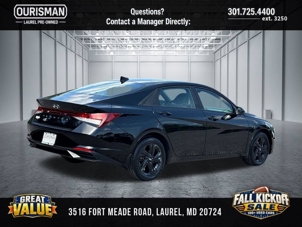 Used 2023 Hyundai Elantra SEL FWD image 2