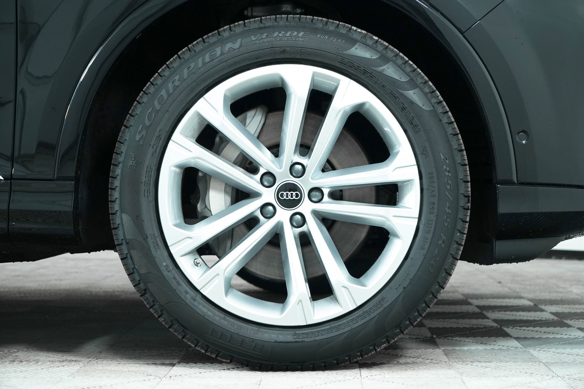 New 2025 Audi Q7 3.0T Prestige image 9