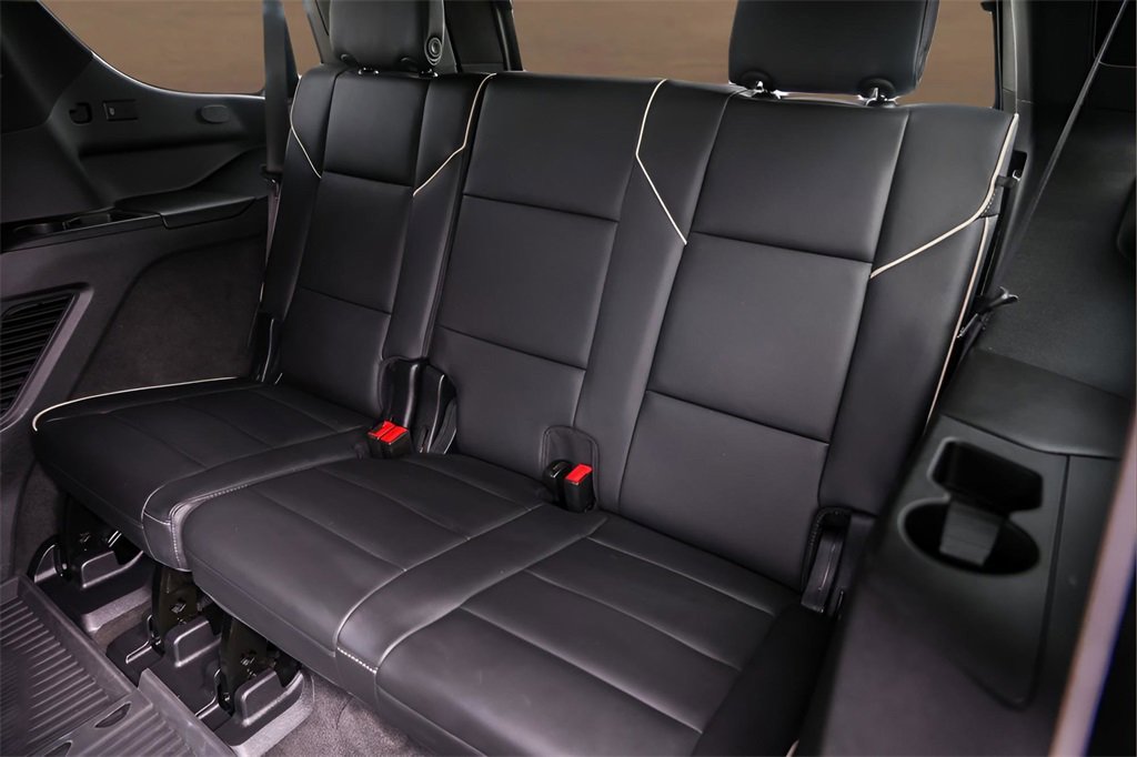 Used 2023 Cadillac Escalade Premium Luxury image 26