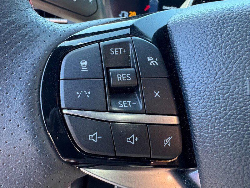 Used 2025 Ford Explorer ST-Line AWD/4WD image 16