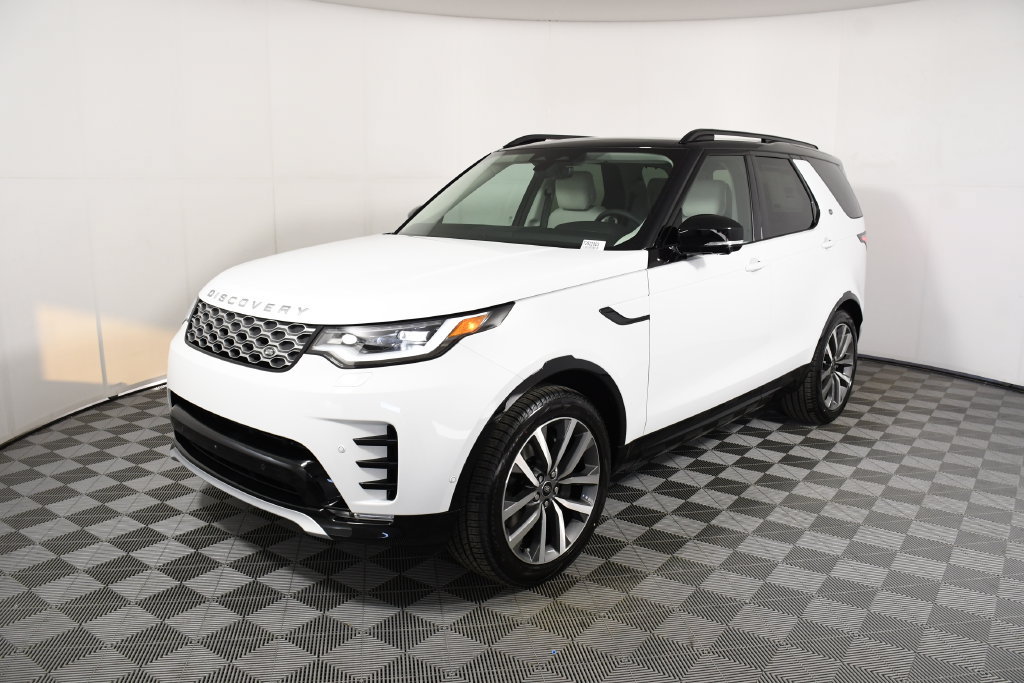 Certified 2026 Land Rover Discovery Limited Edition AWD/4WD image 1