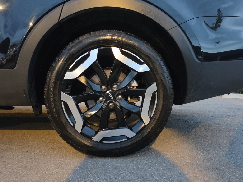 Used 2025 Kia Telluride S AWD/4WD image 34