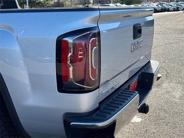 Used 2017 GMC Sierra 1500 SLT w/ SLT Premium Package image 12