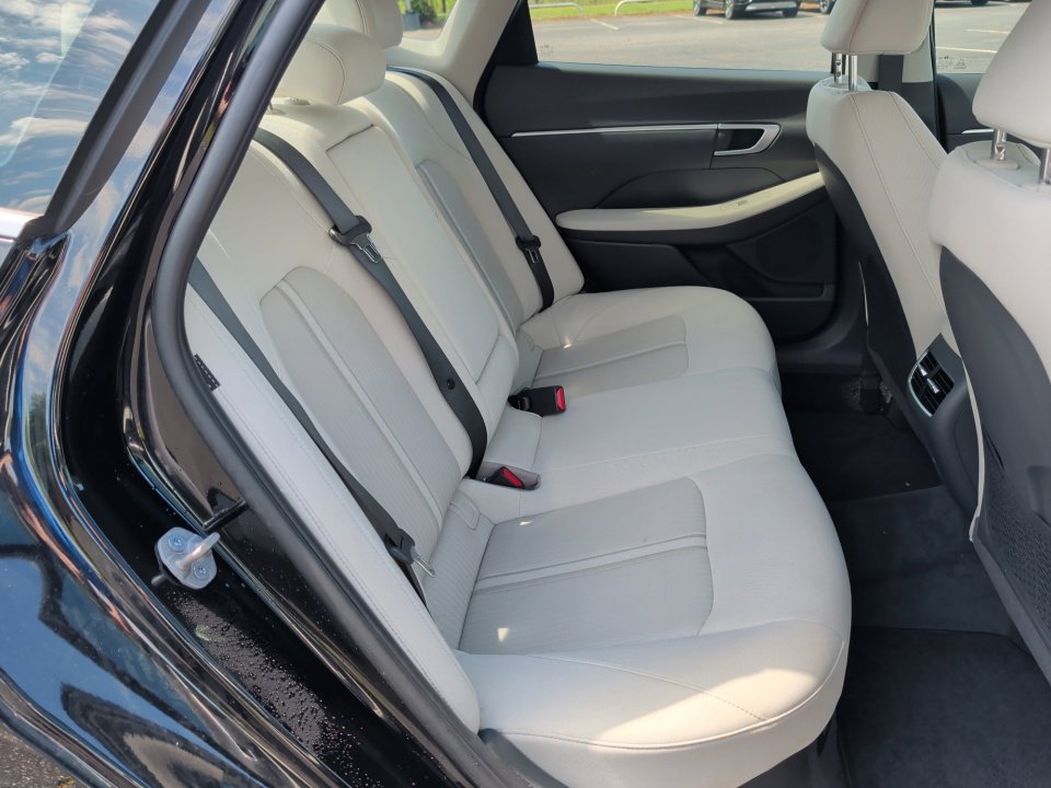 Certified 2025 Hyundai Sonata SEL FWD image 29