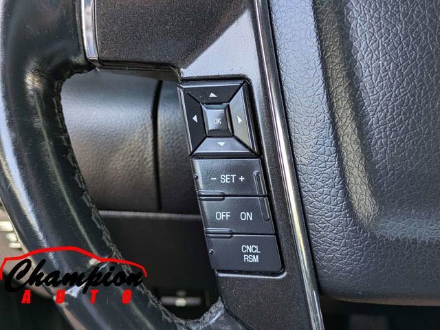 Used 2017 Lincoln Navigator Select image 33