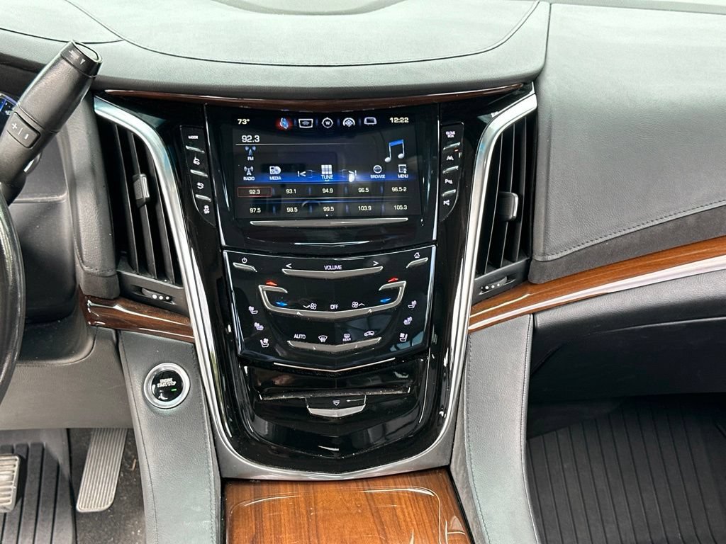 Used 2020 Cadillac Escalade Luxury AWD/4WD image 57