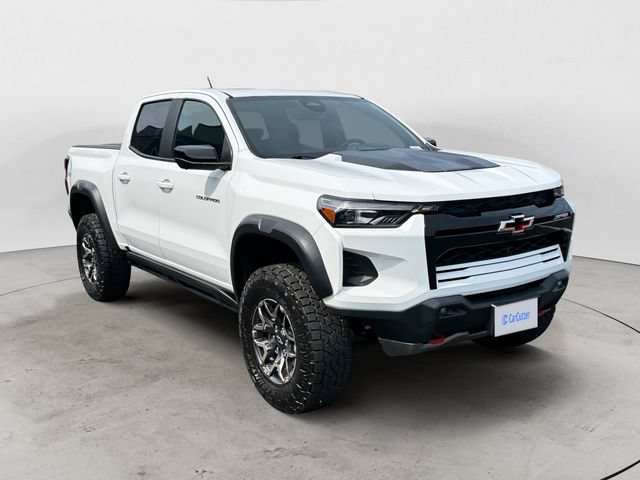 Used 2023 Chevrolet Colorado ZR2 w/ ZR2 Convenience Package III AWD/4WD image 3