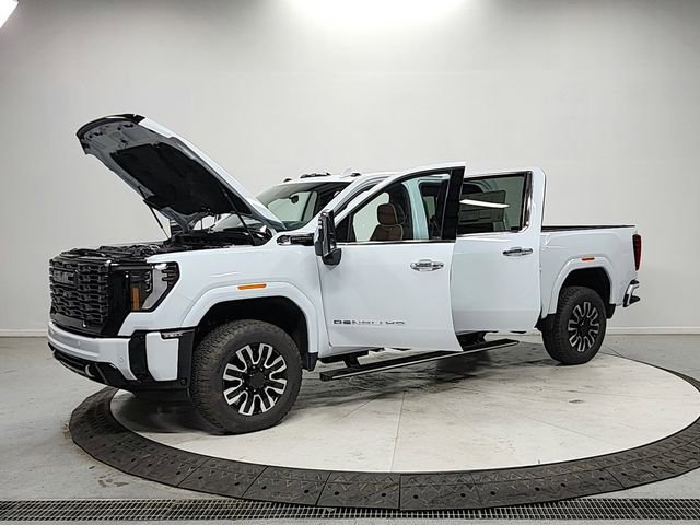 New 2026 GMC Sierra 2500 Denali Ultimate image 11