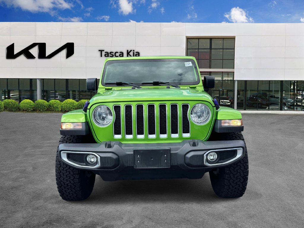 Used 2018 Jeep Wrangler Unlimited Sahara AWD/4WD image 2