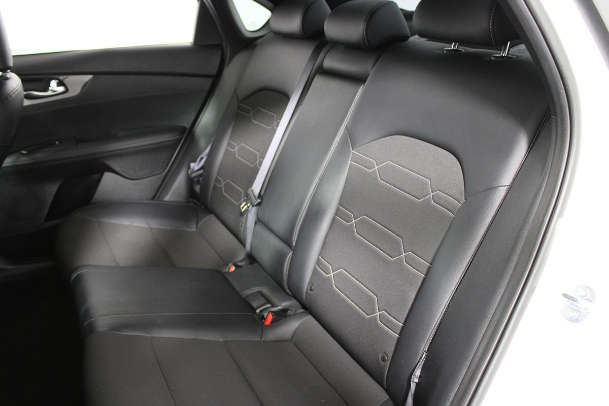 Used 2024 Kia Forte GT-Line FWD image 23