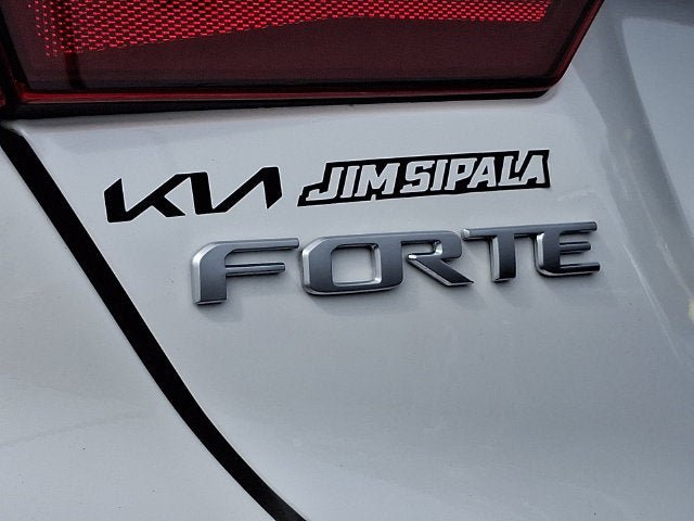 Certified 2023 Kia Forte LXS w/ LXS Technology Package FWD image 30