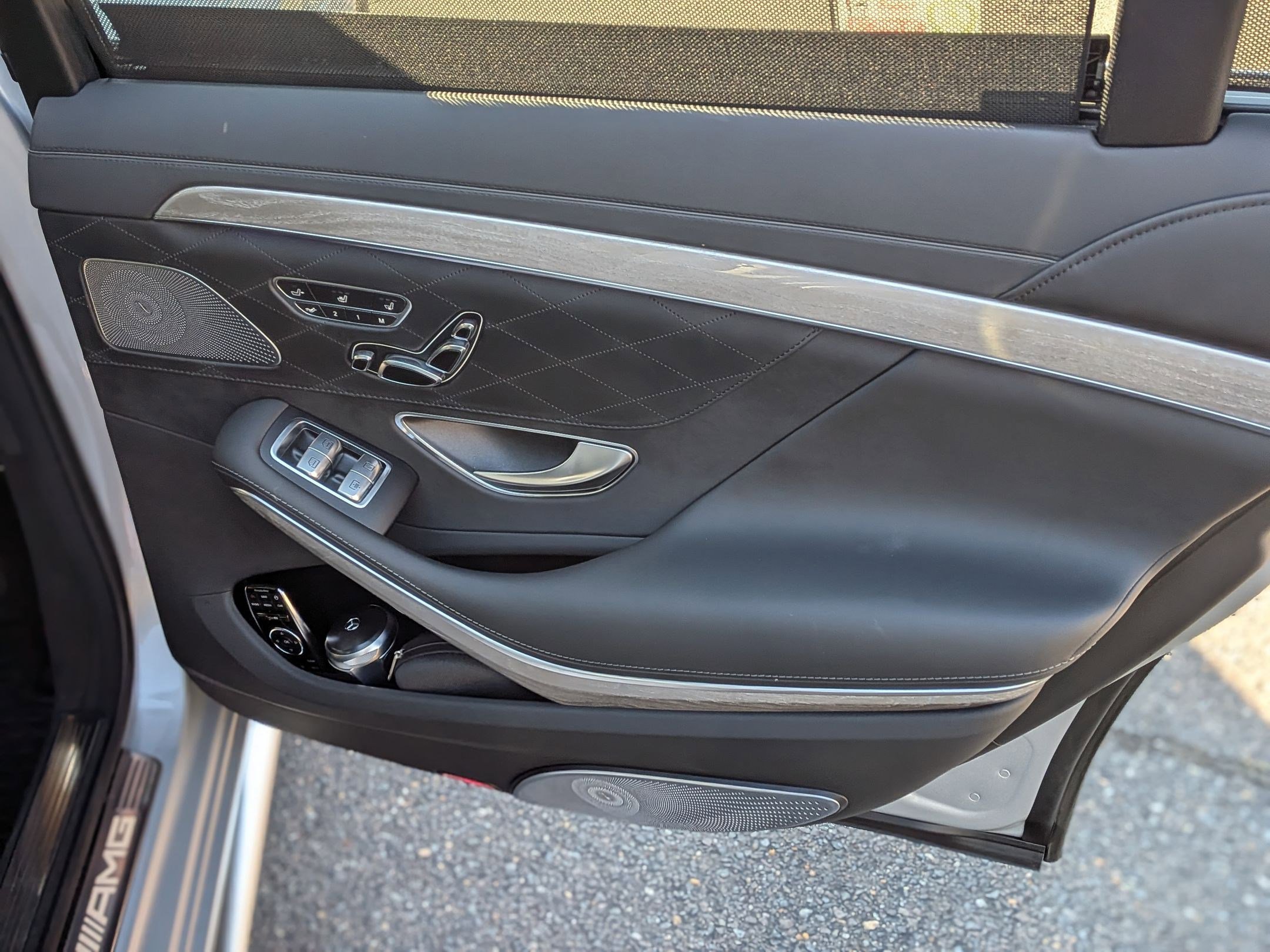 Used 2015 Mercedes-Benz S 63 AMG 4MATIC Sedan image 36