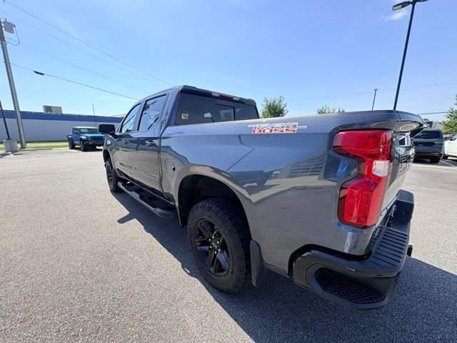 Used 2021 Chevrolet Silverado 1500 LT Trail Boss w/ Convenience Package II AWD/4WD image 3