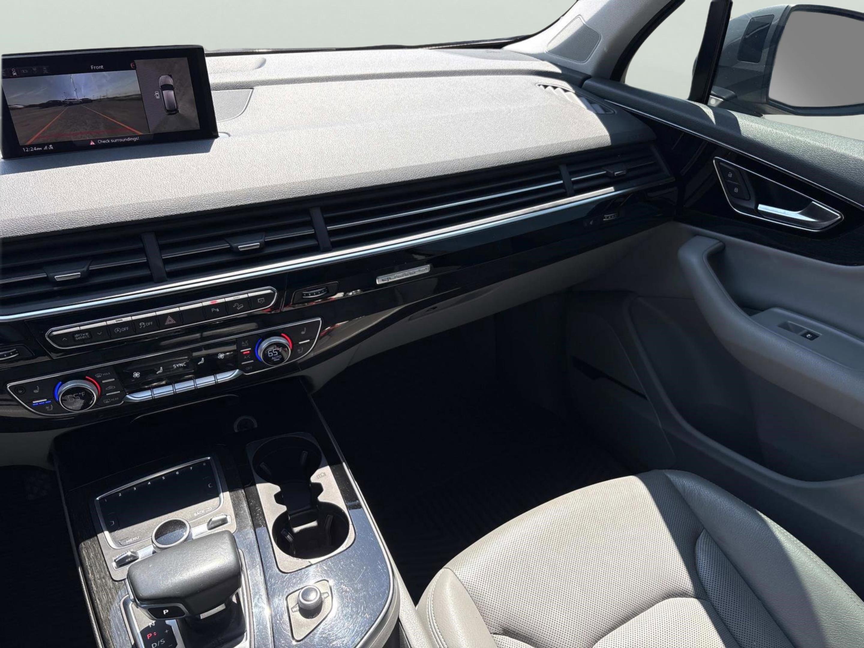 Used 2018 Audi Q7 3.0T Prestige AWD/4WD image 12