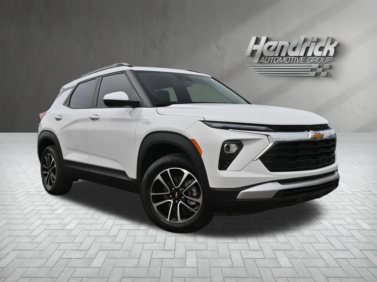 Used 2026 Chevrolet TrailBlazer LT w/ Convenience Package image 2