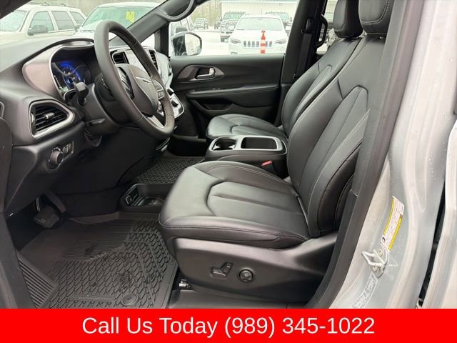 New 2026 Chrysler Voyager LX FWD image 12