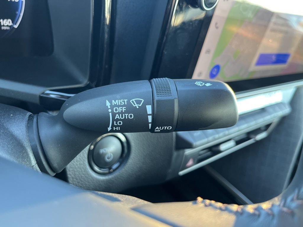 Used 2025 Toyota Camry XLE w/ Premium Package image 63