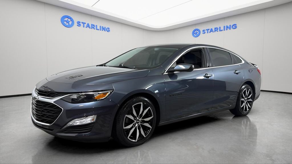 Used 2021 Chevrolet Malibu RS image 2