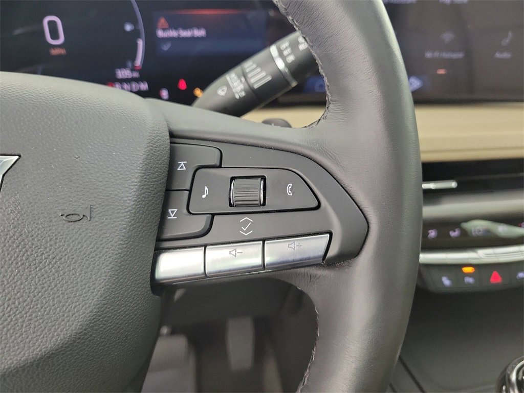 Certified 2024 Cadillac XT4 Luxury w/ Cold Weather Package image 23