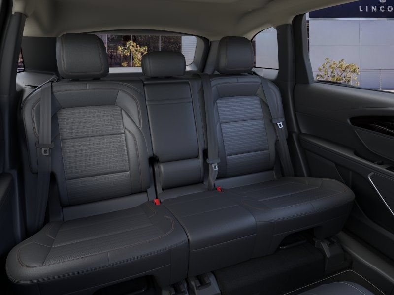 New 2026 Lincoln Nautilus Reserve w/ Jet Appearance Package AWD/4WD image 11