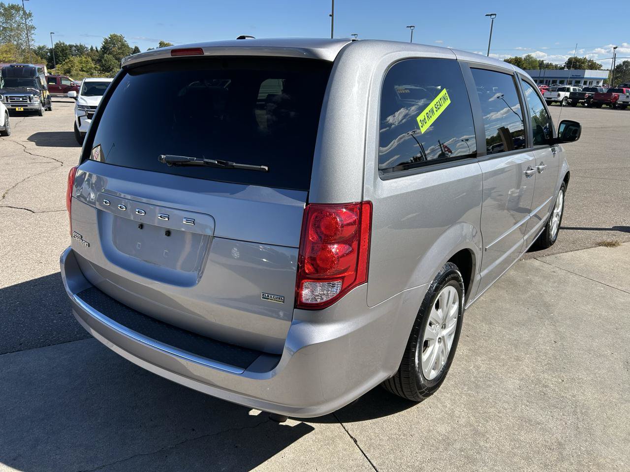 Used 2014 Dodge Grand Caravan SE w/ Quick Order Package 29E SE FWD image 5