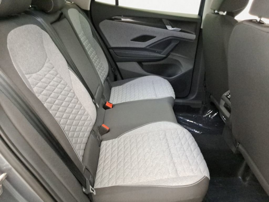 Certified 2025 Volkswagen Tiguan S FWD image 16