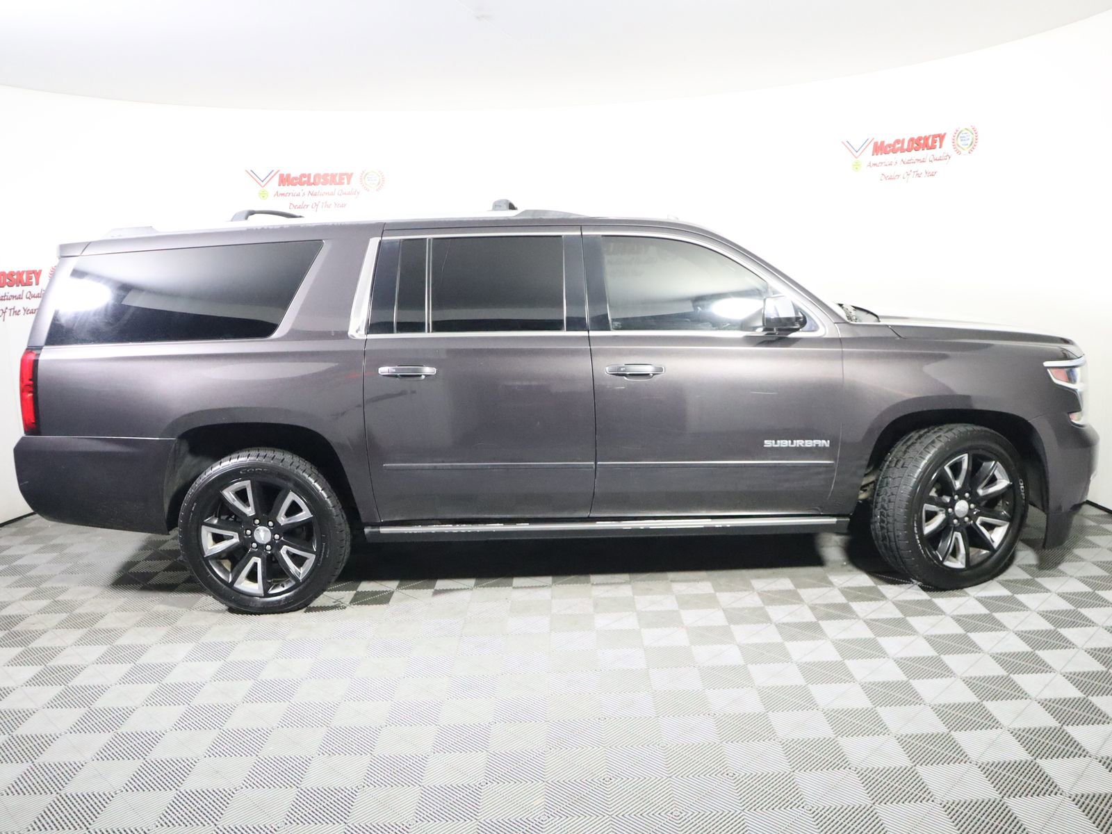 Used 2015 Chevrolet Suburban LTZ AWD/4WD image 3