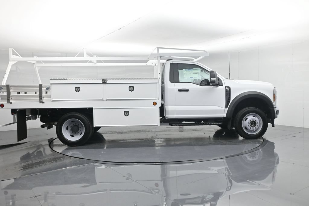 New 2025 Ford F550 4x4 Regular Cab Super Duty image 31