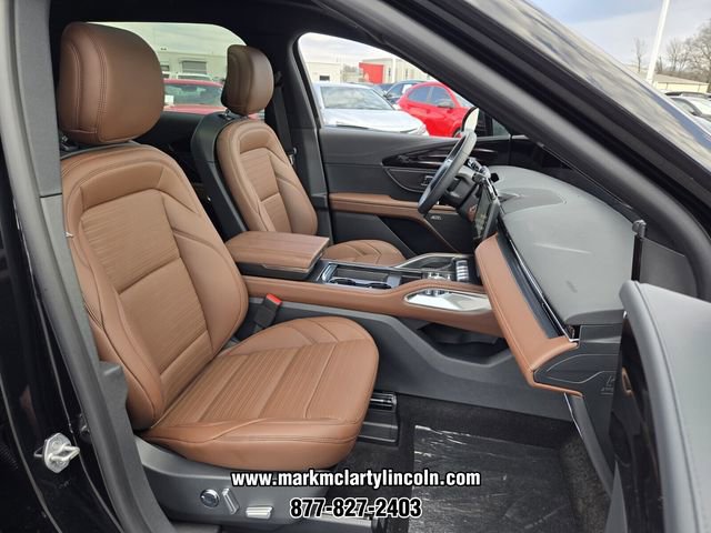 New 2026 Lincoln Nautilus Reserve w/ Jet Appearance Package image 11