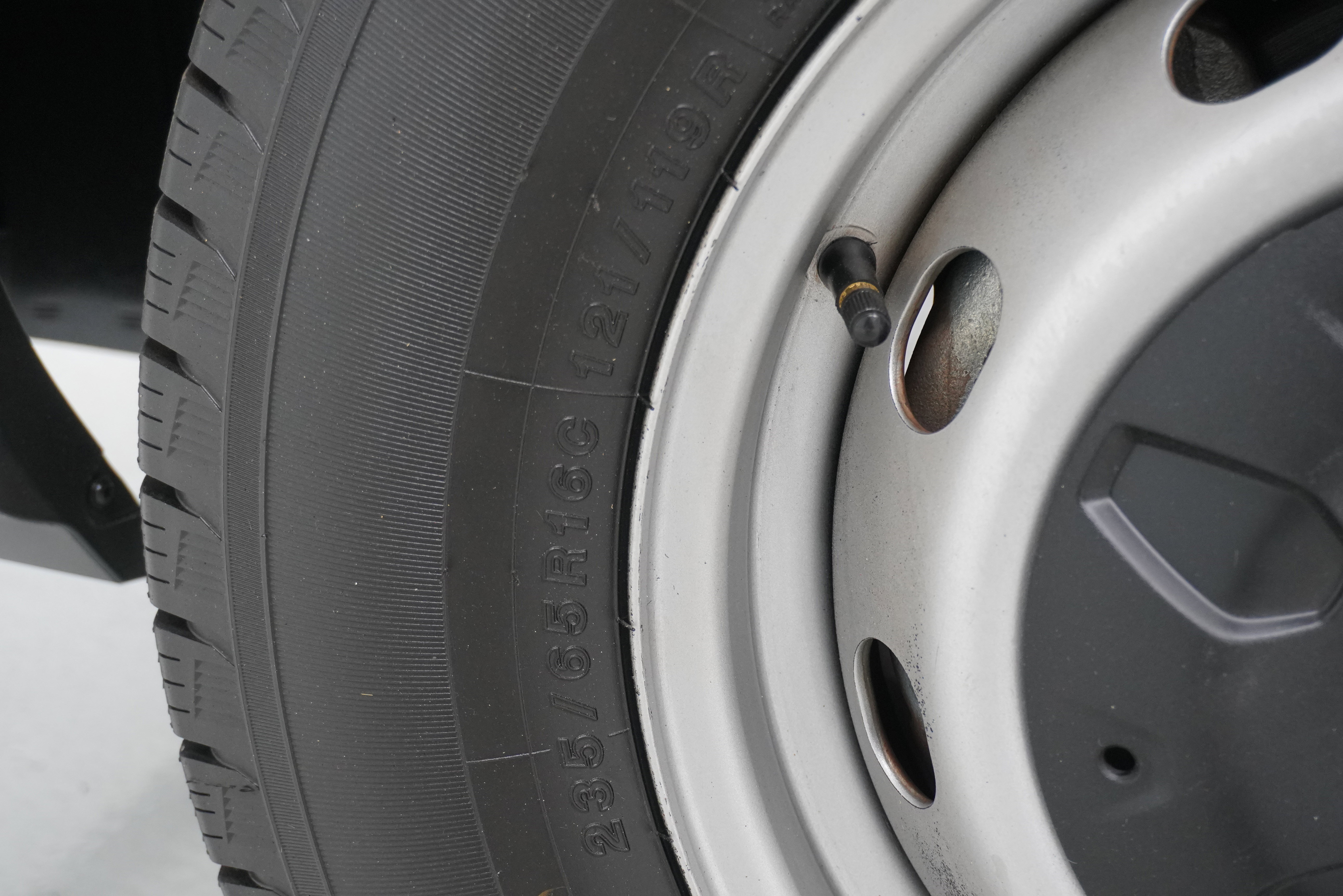 Used 2017 Ford Transit 350 XL RWD image 19