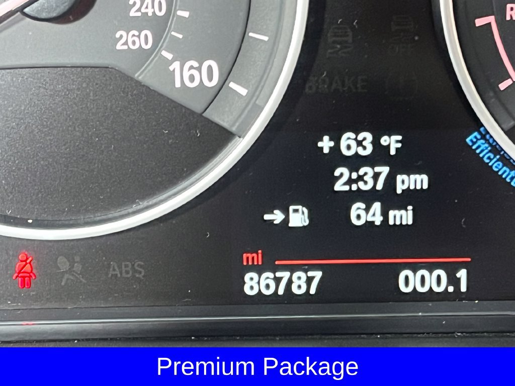 Used 2014 BMW 328i xDrive Sedan AWD/4WD image 2