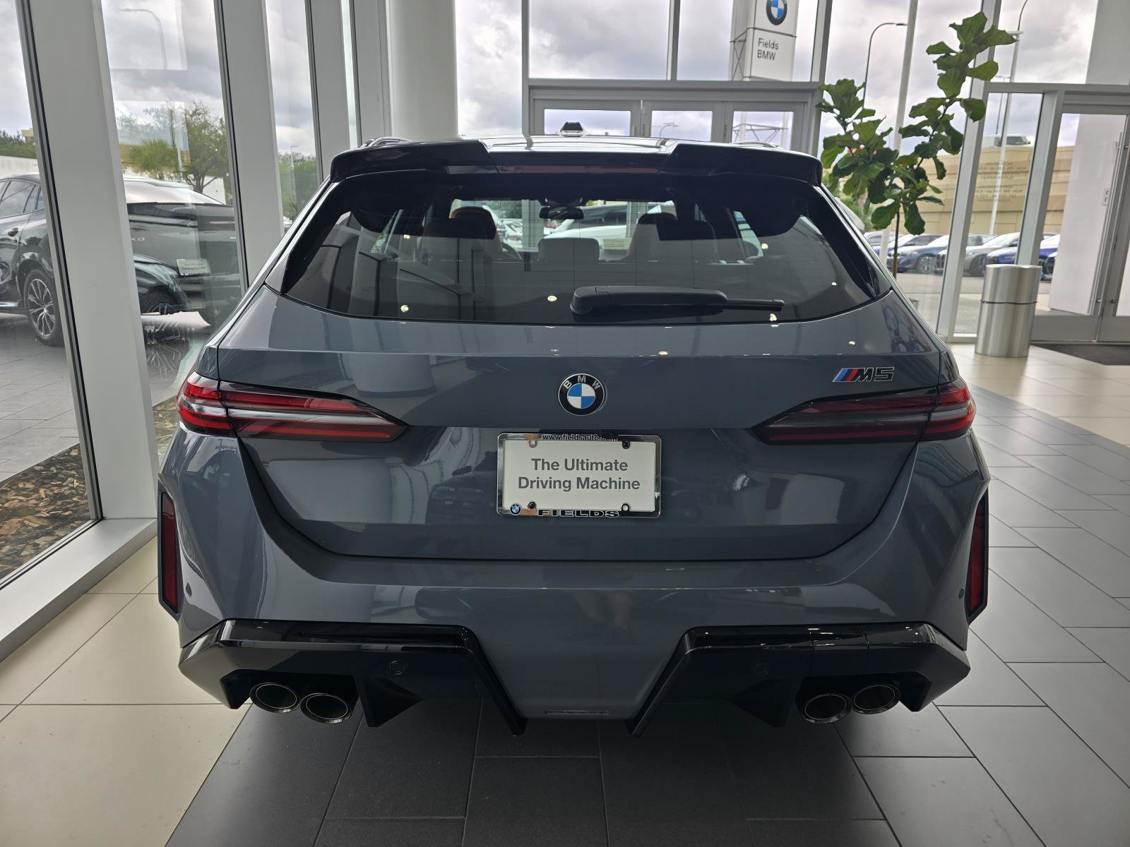 New 2027 BMW M5 Touring AWD/4WD image 4