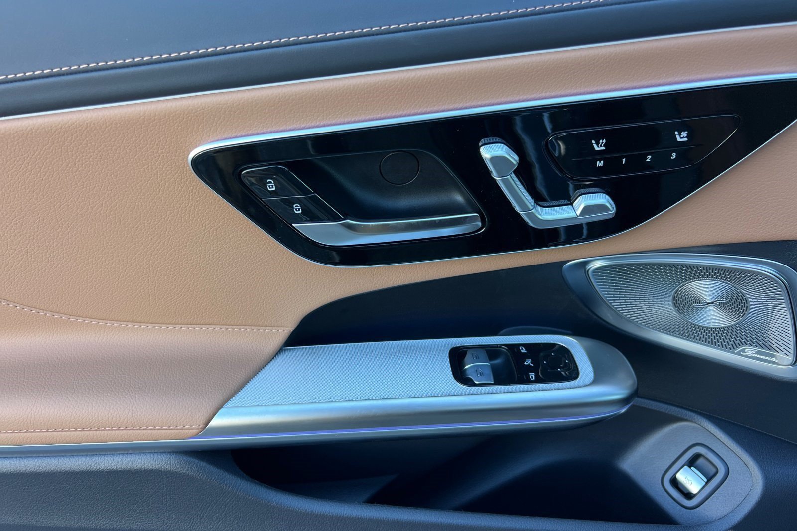 New 2026 Mercedes-Benz CLE 300 4MATIC Coupe image 13