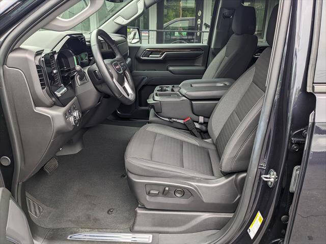 Used 2024 GMC Sierra 1500 Elevation AWD/4WD image 9