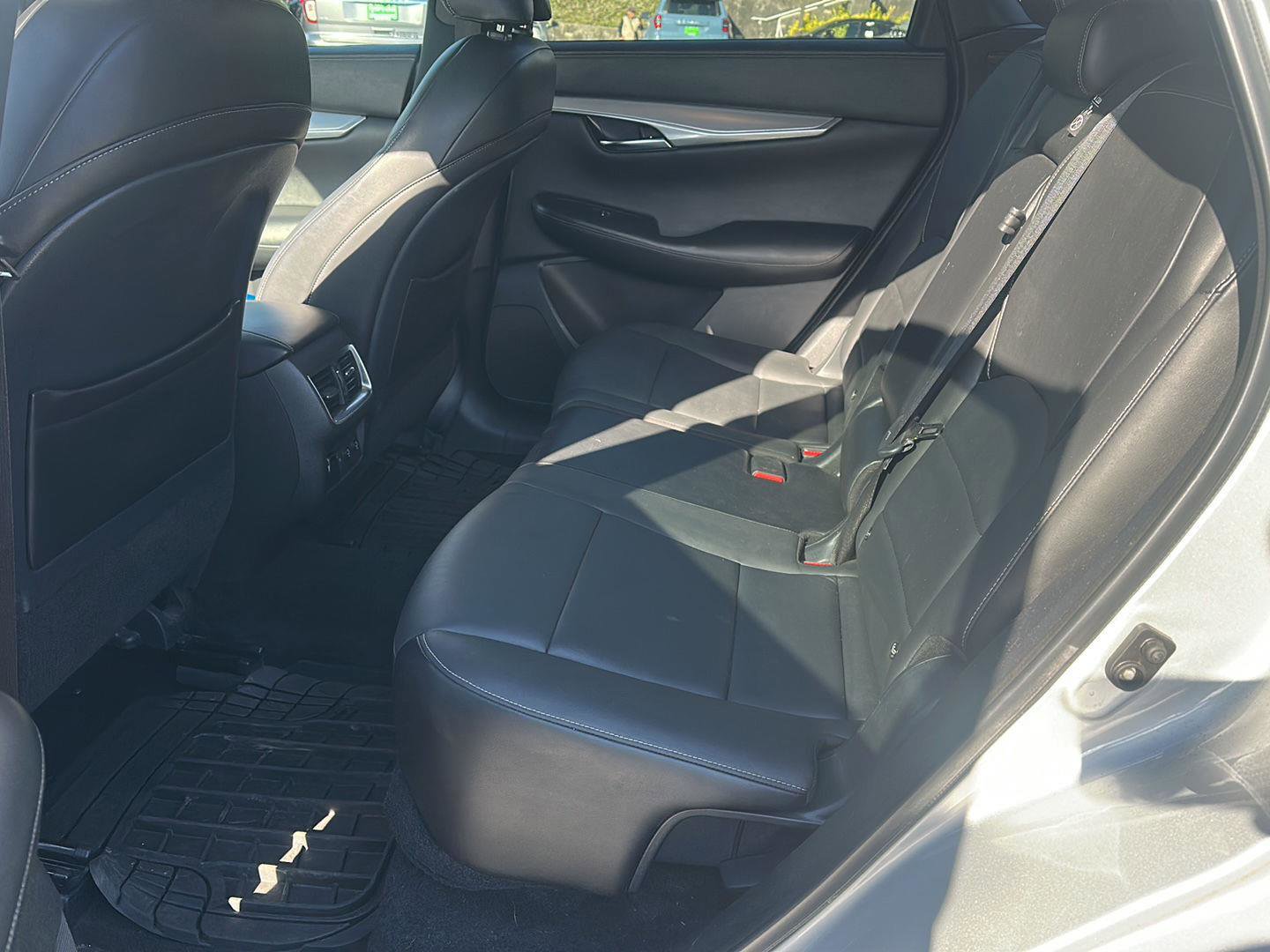 Used 2019 INFINITI QX50 Luxe FWD image 9