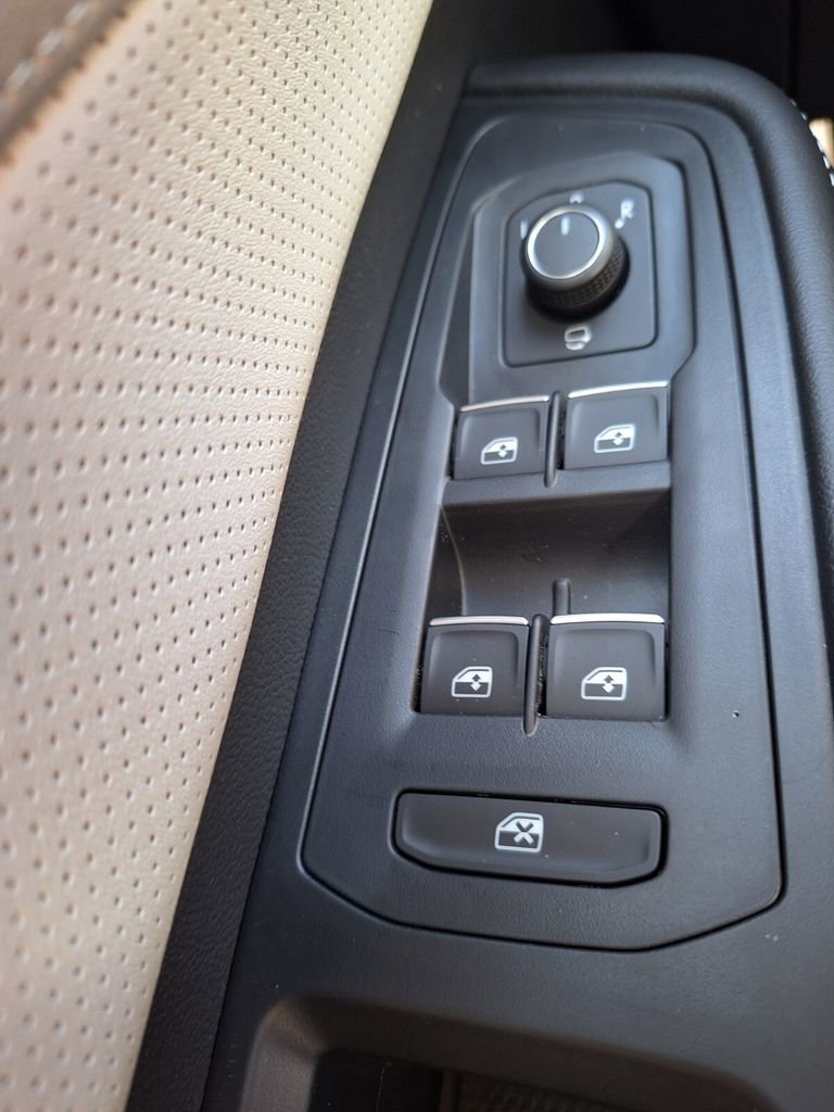 New 2026 Volkswagen Atlas Cross Sport SEL Premium R-Line image 20