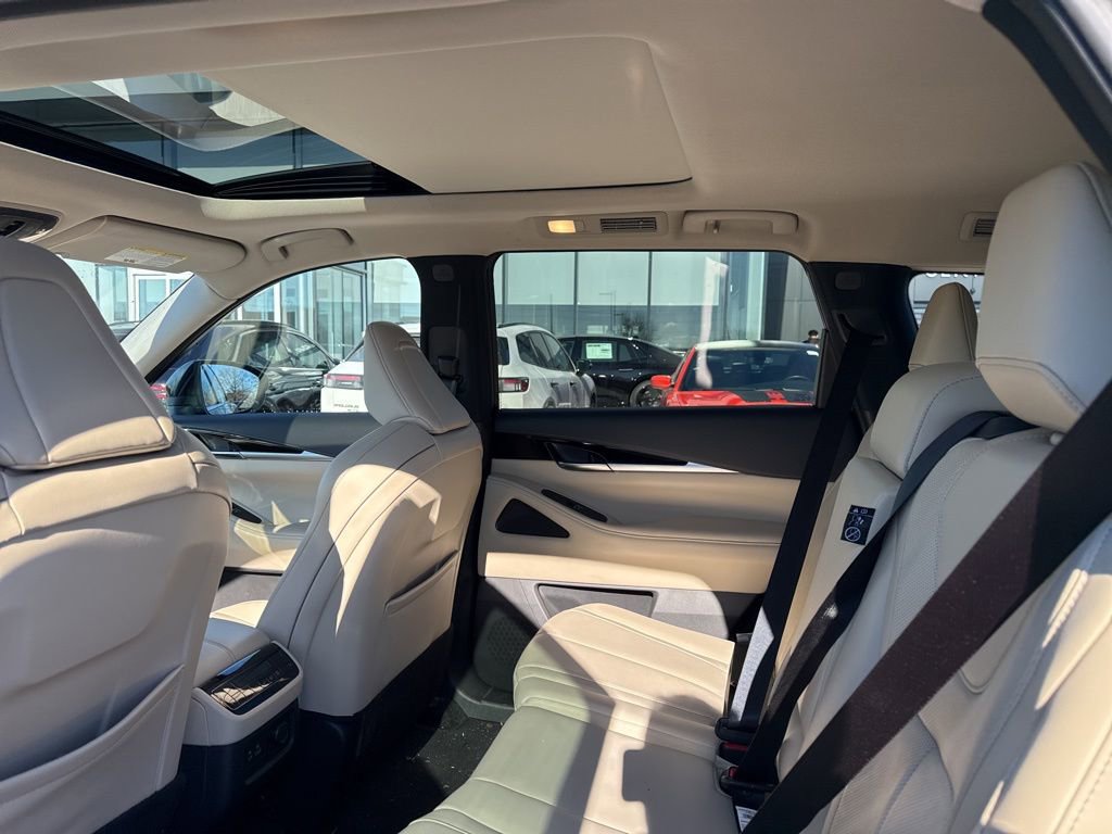 Used 2024 INFINITI QX60 Pure image 20