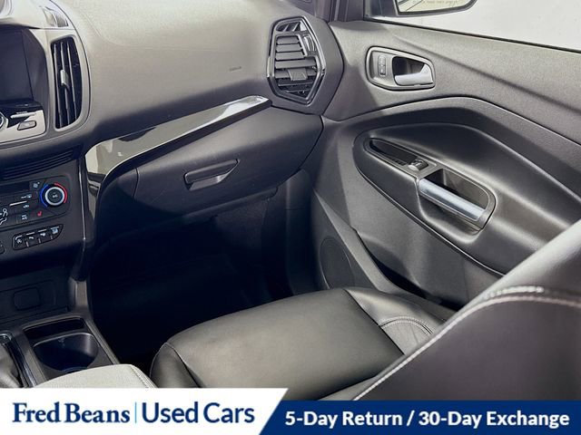 Used 2019 Ford Escape Titanium AWD/4WD image 27