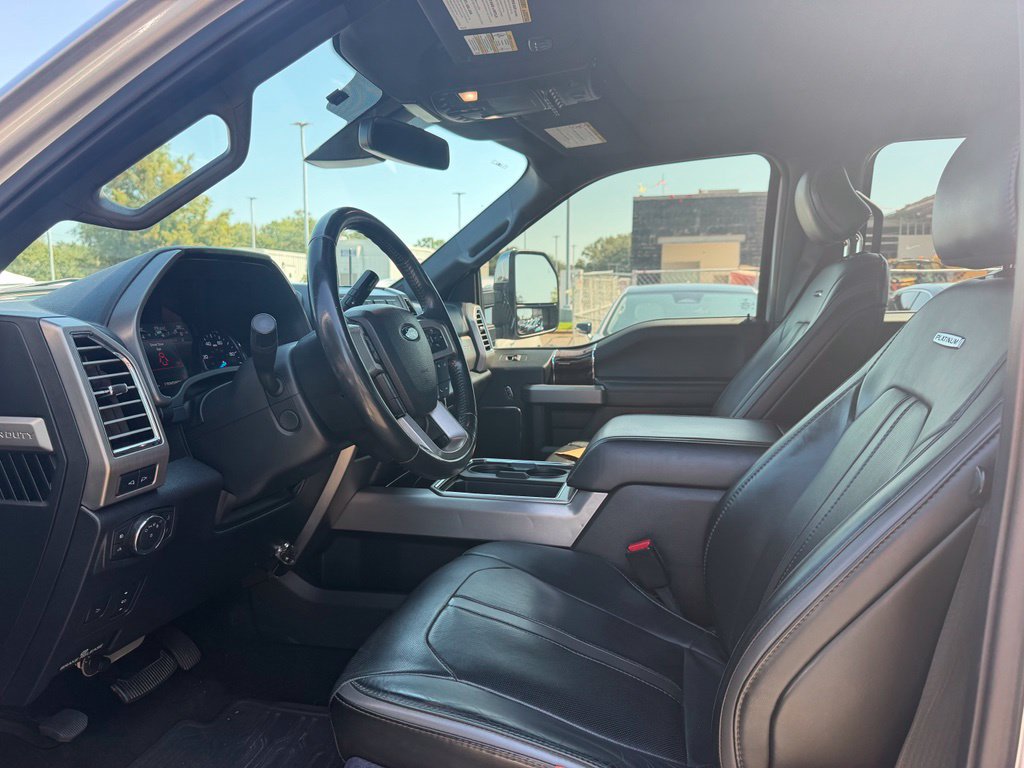 Used 2017 Ford F250 Platinum w/ Platinum Ultimate Package AWD/4WD image 11